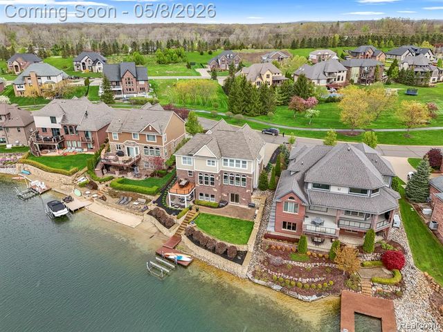 8439 Boulder Shores Drive, South Lyon, MI 48178