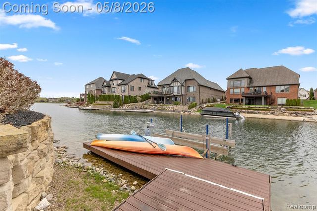 8439 Boulder Shores Drive, South Lyon, MI 48178