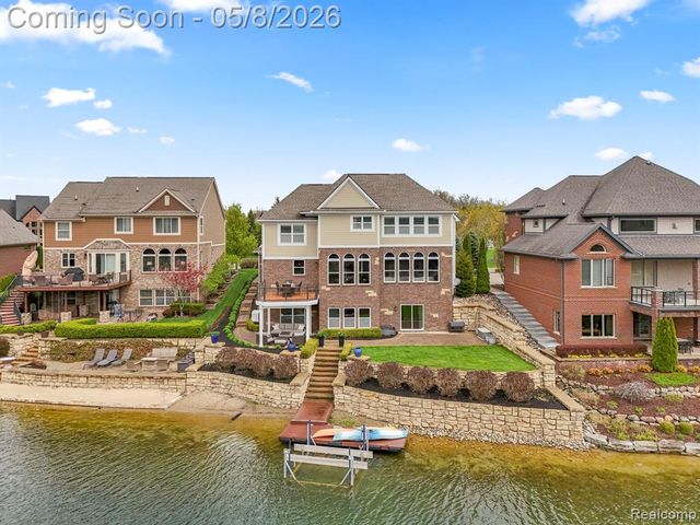 8439 Boulder Shores Drive, South Lyon, MI 48178