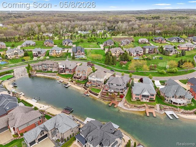 8439 Boulder Shores Drive, South Lyon, MI 48178