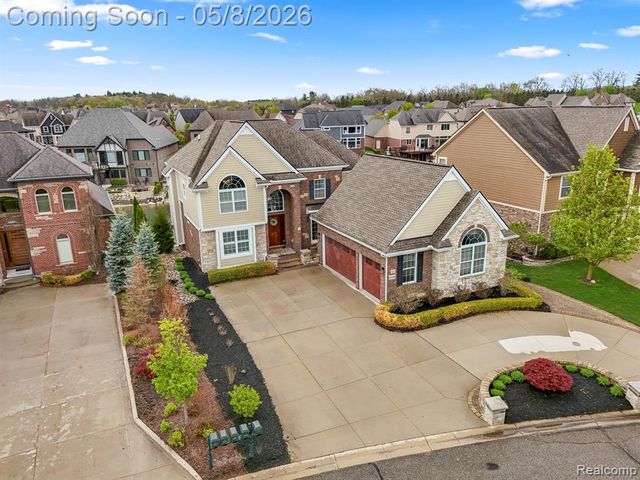 8439 Boulder Shores Drive, South Lyon, MI 48178