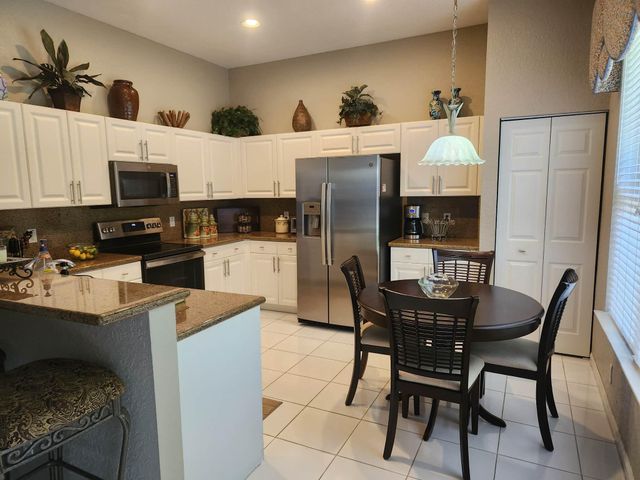 7940 Rockford Road, Boynton Beach, FL 33472