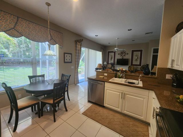 7940 Rockford Road, Boynton Beach, FL 33472
