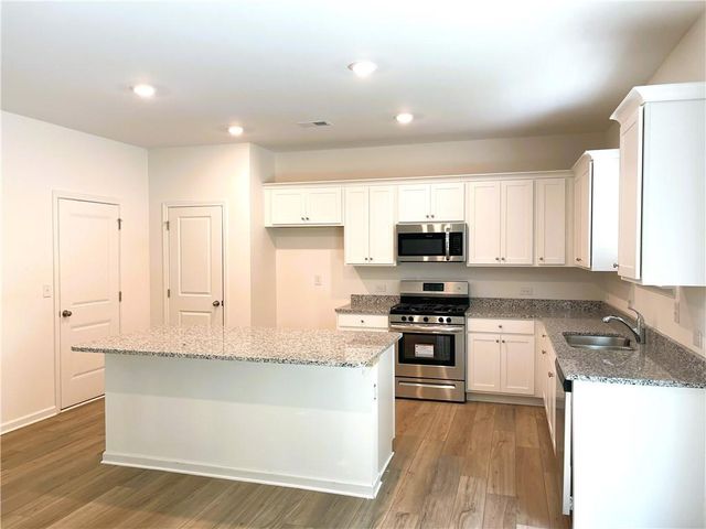 290 Rivulet Drive, Dallas, GA 30132