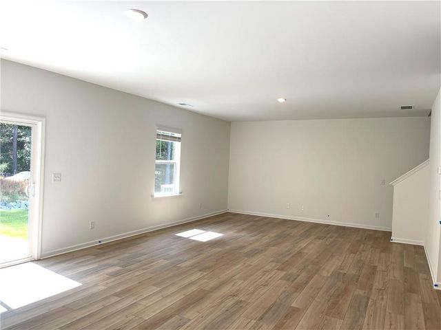 290 Rivulet Drive, Dallas, GA 30132