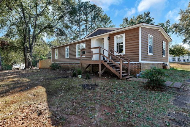 439 Oak Shores Road, Anderson, SC 29625
