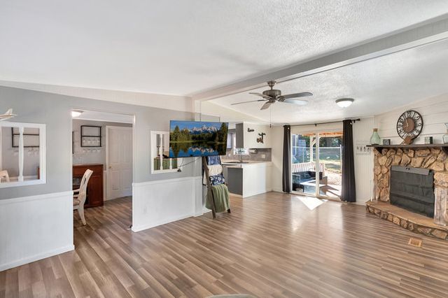 439 Oak Shores Road, Anderson, SC 29625