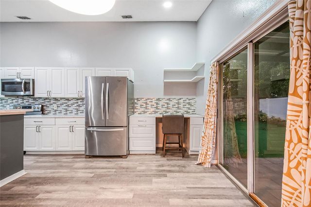 7646 HARBOR BEND CIRCLE, Orlando, FL 32822