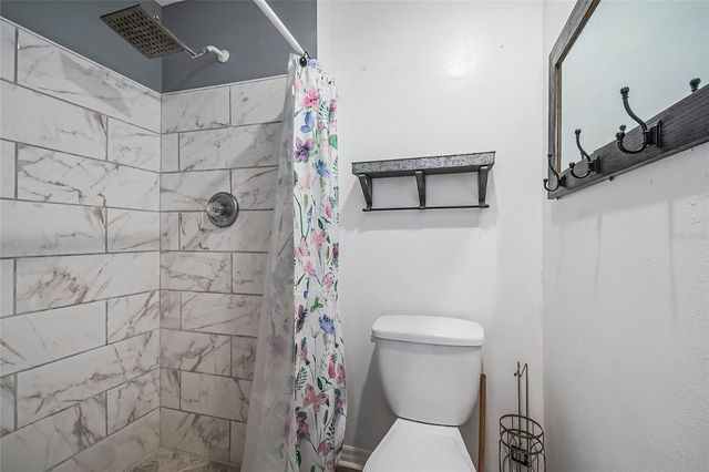 7646 HARBOR BEND CIRCLE, Orlando, FL 32822