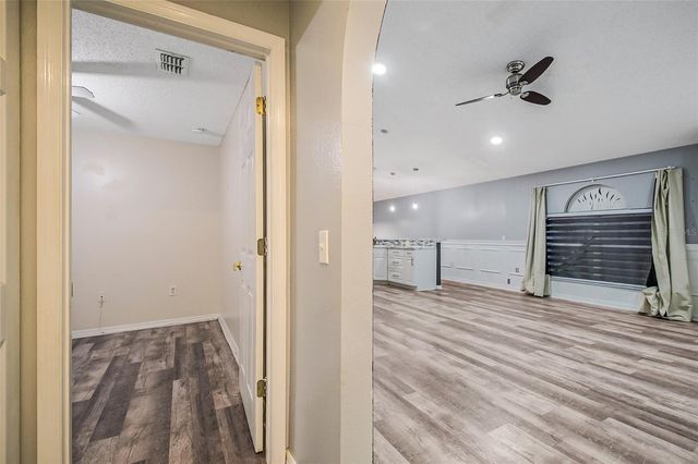 7646 HARBOR BEND CIRCLE, Orlando, FL 32822