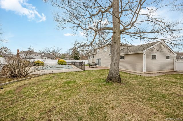130 West Drive, Massapequa, NY 11758