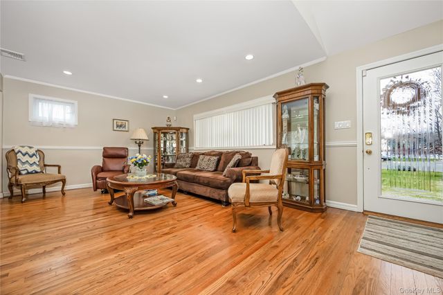 130 West Drive, Massapequa, NY 11758