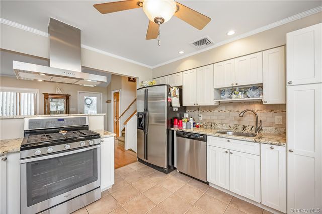 130 West Drive, Massapequa, NY 11758