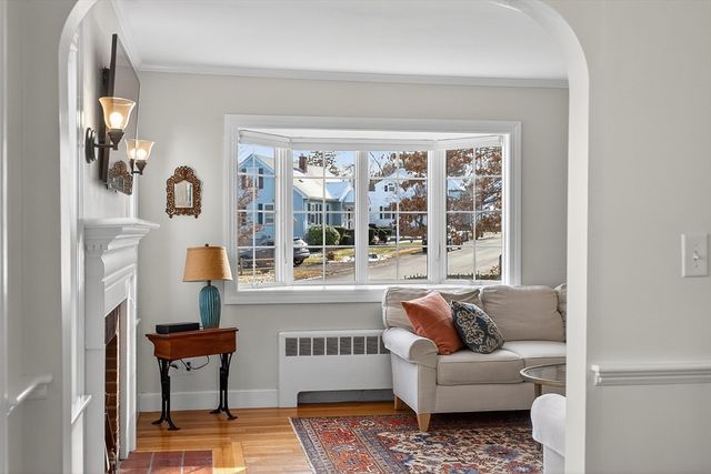 9 Violet Rd, Peabody, MA 01960