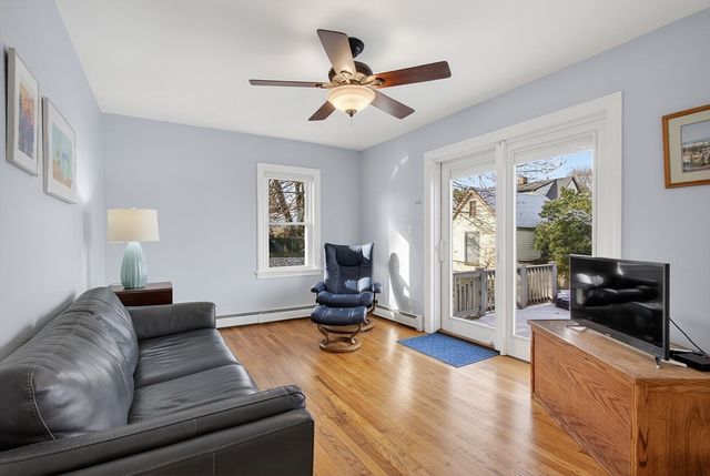 9 Violet Rd, Peabody, MA 01960