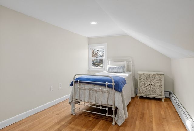 9 Violet Rd, Peabody, MA 01960