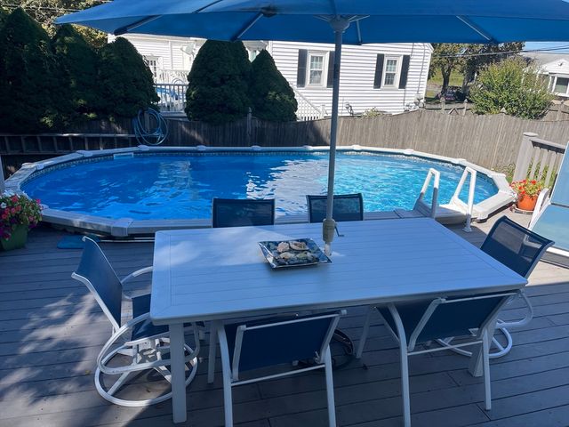 9 Violet Rd, Peabody, MA 01960