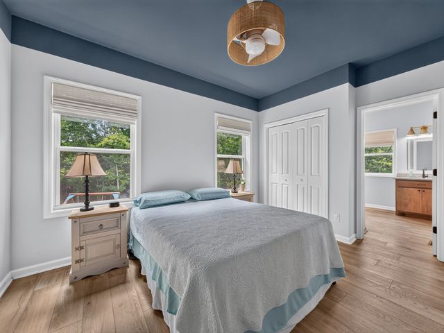 1047 Old County House Rd, Charlotte, TN 37036