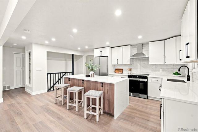 12128 W 62nd Place, Arvada, CO 80004