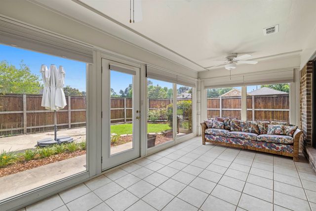 1 Friendswood Dr., Longview, TX 75605
