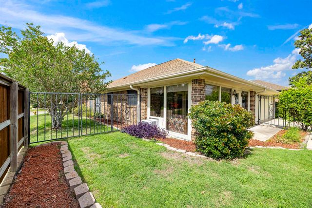 1 Friendswood Dr., Longview, TX 75605