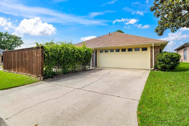 1 Friendswood Dr., Longview, TX 75605
