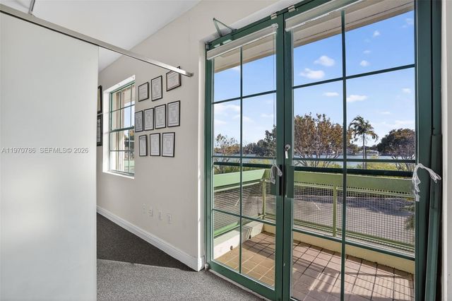 Medical Research For Sale in South Miami, South Miami, FL 33155