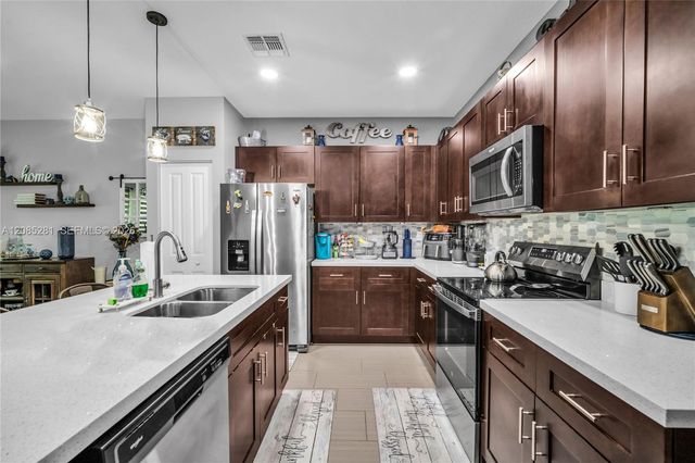 5104 NW 47th Street, Tamarac, FL 33319