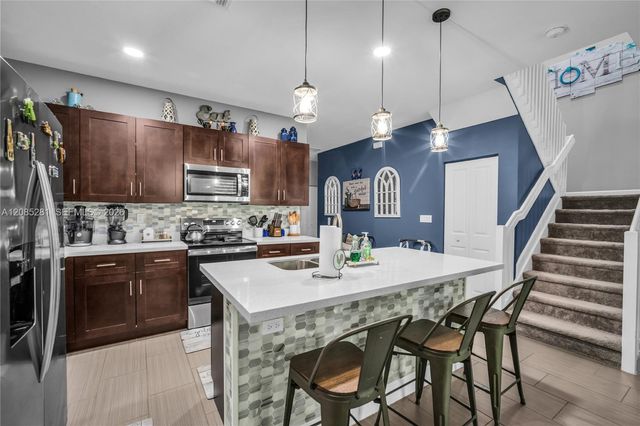 5104 NW 47th Street, Tamarac, FL 33319