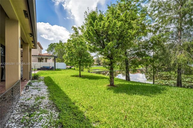 5104 NW 47th Street, Tamarac, FL 33319