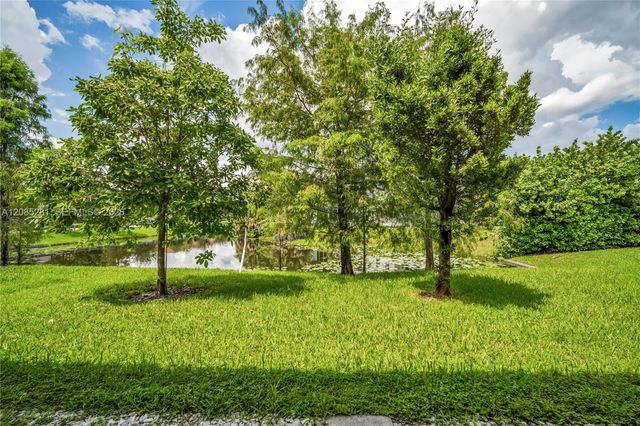 5104 NW 47th Street, Tamarac, FL 33319