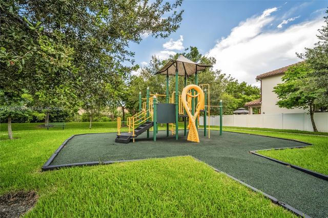 5104 NW 47th Street, Tamarac, FL 33319