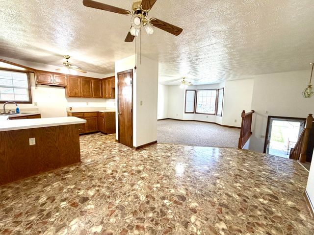 104 Raven Drive, Berea, KY 40403