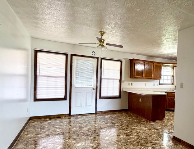 104 Raven Drive, Berea, KY 40403