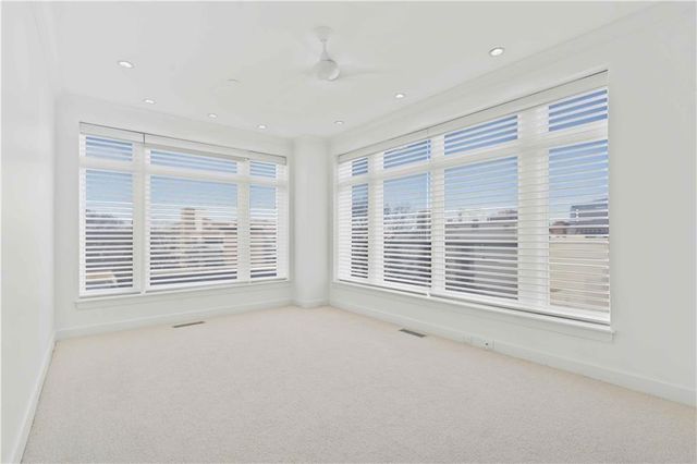 400 W 49th Terrace 2034, Kansas City, MO 64112