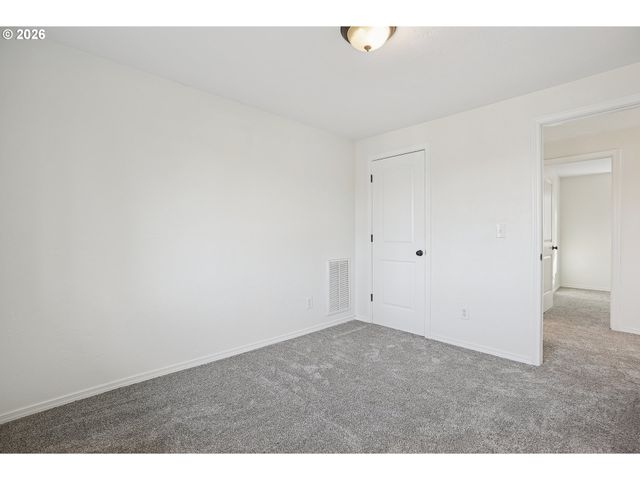 495 ANGELEE Ct, Lebanon, OR 97355