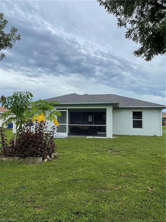 Image 10 of property listing at 1329 NE 17th ST, Cape Coral, FL 33909