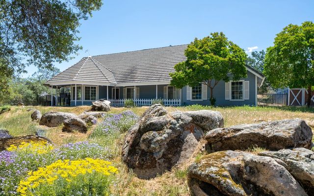 43480 Cave Stone Court, Coarsegold, CA 93614