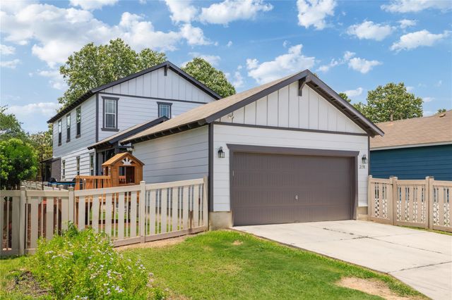 2158 Herzog, Kyle, TX 78640