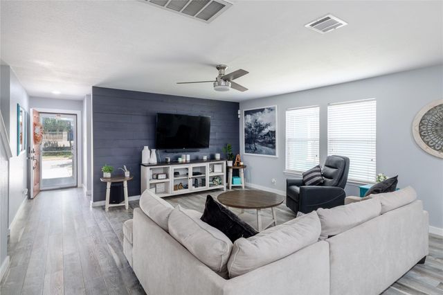 2158 Herzog, Kyle, TX 78640
