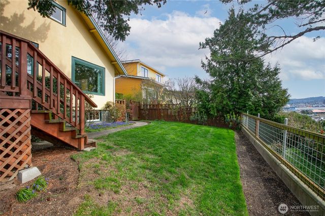 2209 Eldridge Avenue, Bellingham, WA 98225