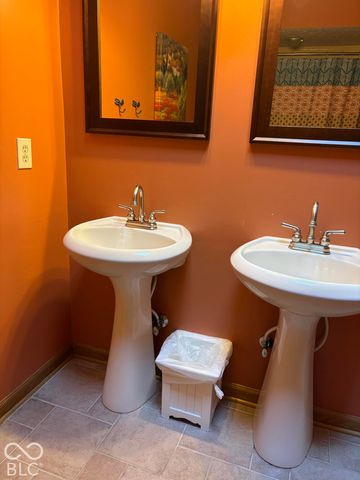 13824 Nansemond Drive, Carmel, IN 46032