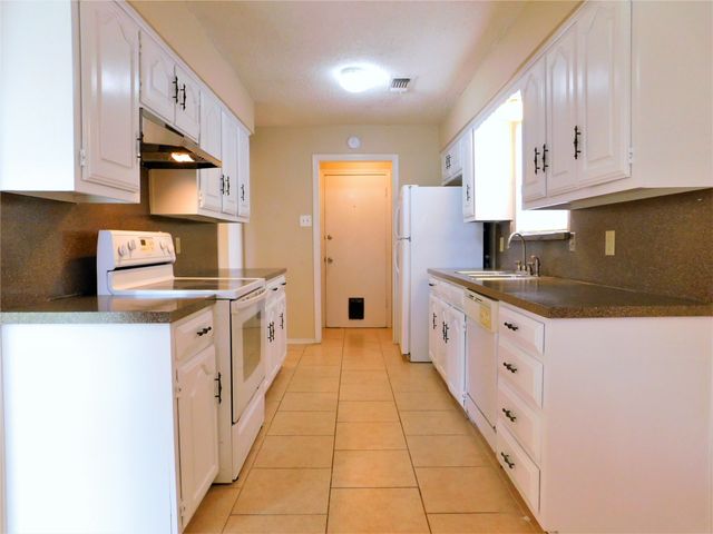 1706 Wisteria Street, Denton, TX 76205