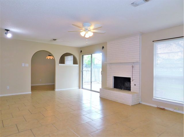 1706 Wisteria Street, Denton, TX 76205