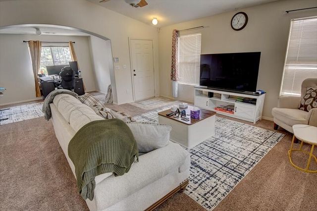 1625 Questa Road NE, Rio Rancho, NM 87144
