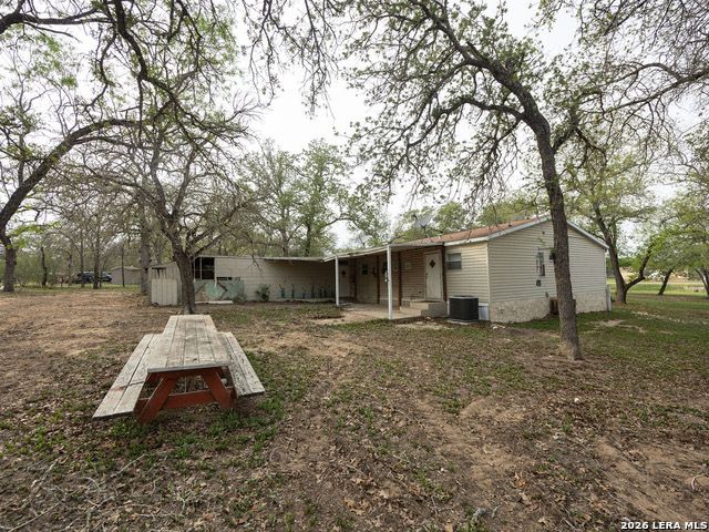 135 Savannah Ridge, Von Ormy, TX 78073