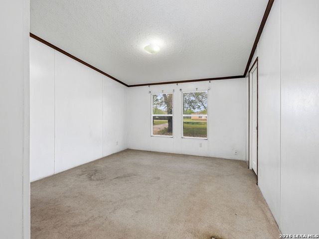 135 Savannah Ridge, Von Ormy, TX 78073