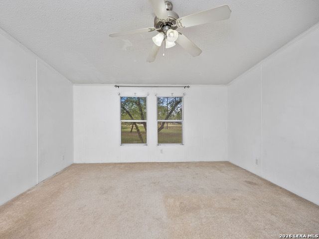 135 Savannah Ridge, Von Ormy, TX 78073
