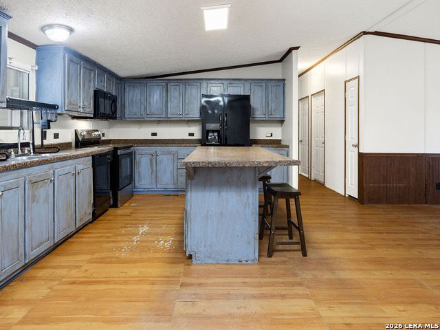 135 Savannah Ridge, Von Ormy, TX 78073