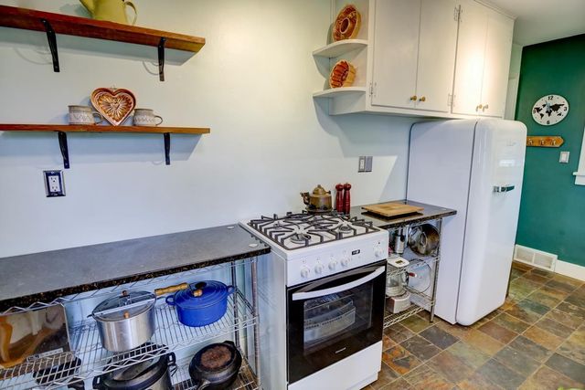 1701 Fremont Avenue, Madison, WI 53704